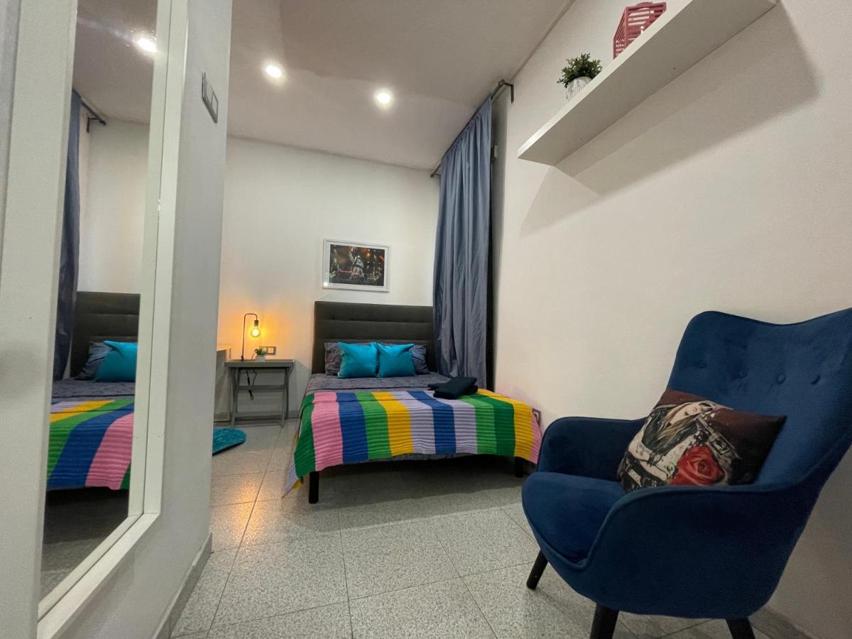 Plaza Universidad Rooms Barcelona Zewnętrze zdjęcie