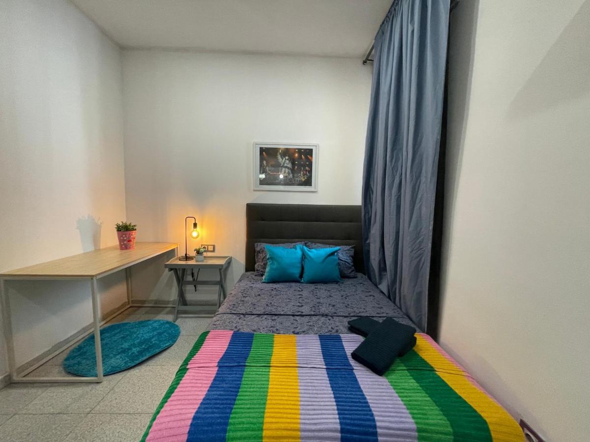 Plaza Universidad Rooms Barcelona Zewnętrze zdjęcie