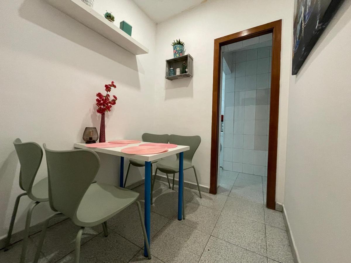 Plaza Universidad Rooms Barcelona Zewnętrze zdjęcie