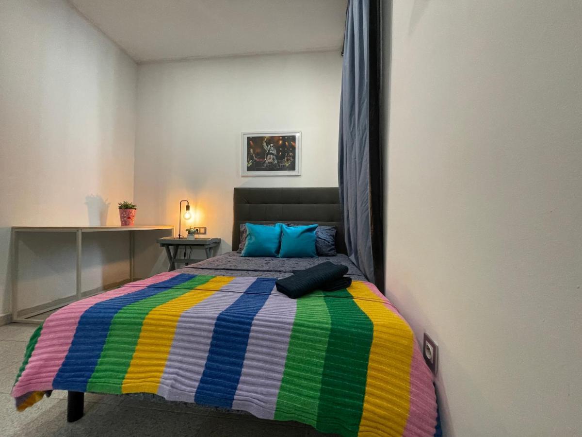 Plaza Universidad Rooms Barcelona Zewnętrze zdjęcie
